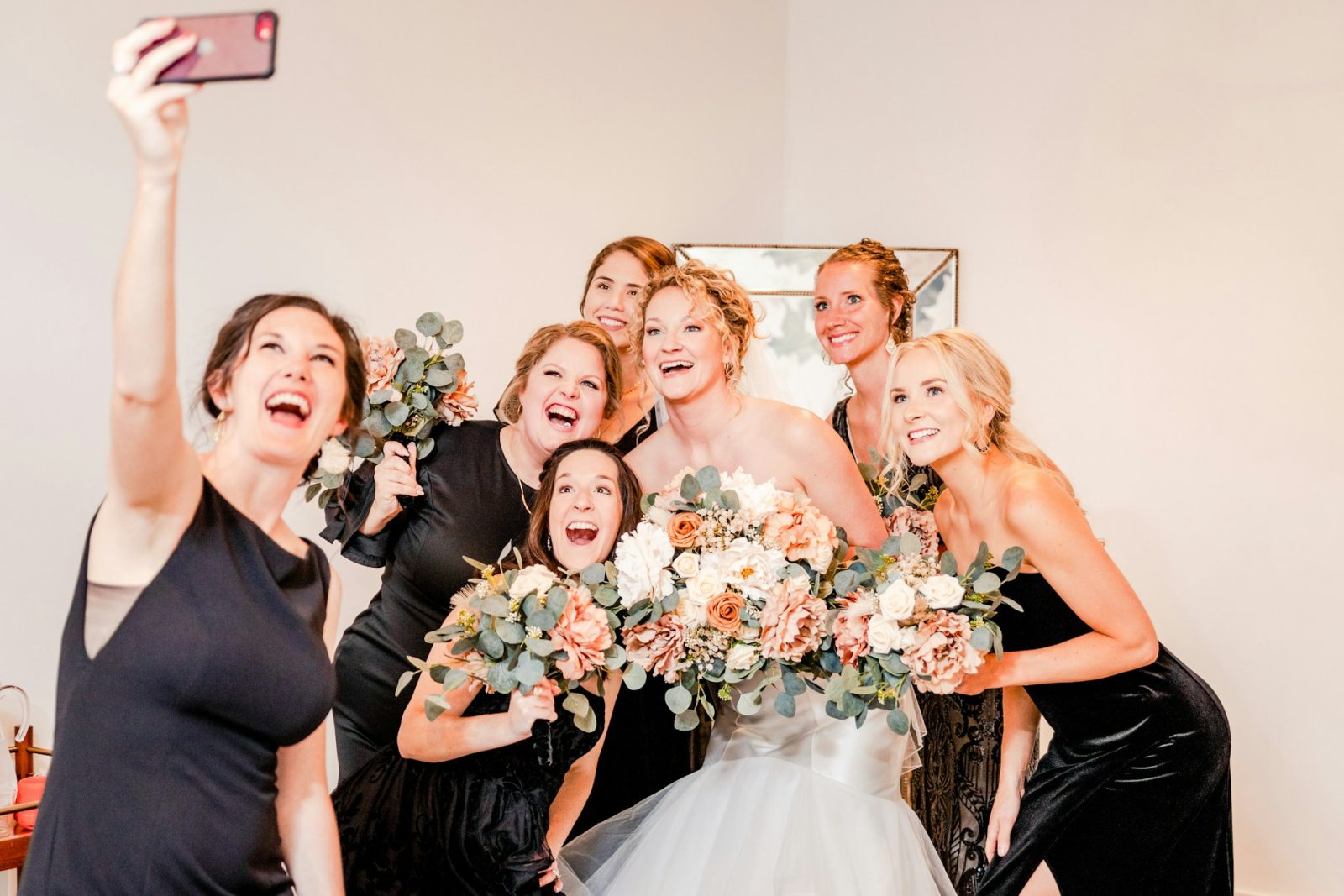 Wedding Photo Swap is brilliant for gathering authentic guest photos